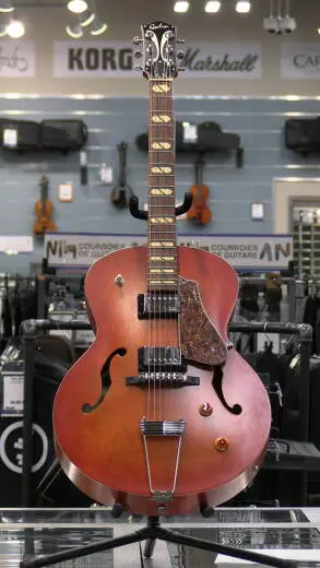 Godin Guitars - G51496